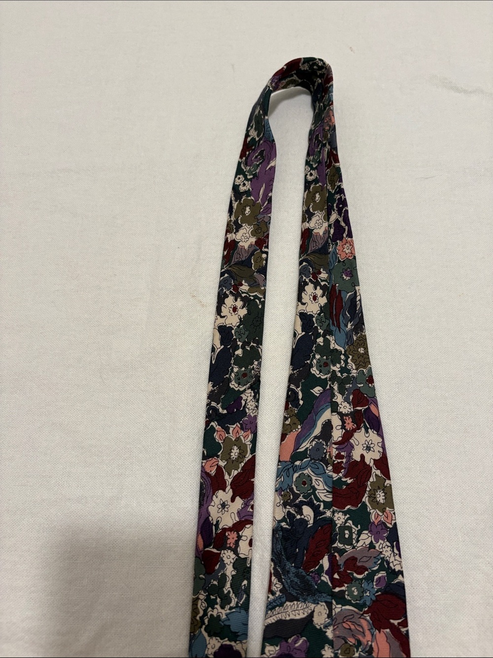 Structure Neck Tie - Picture 5 of 8